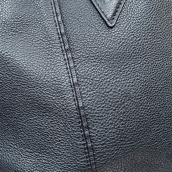 Louis Vuitton Cuir Taurillon Soft Leather Lockit PM Black - Picture 2 of 16